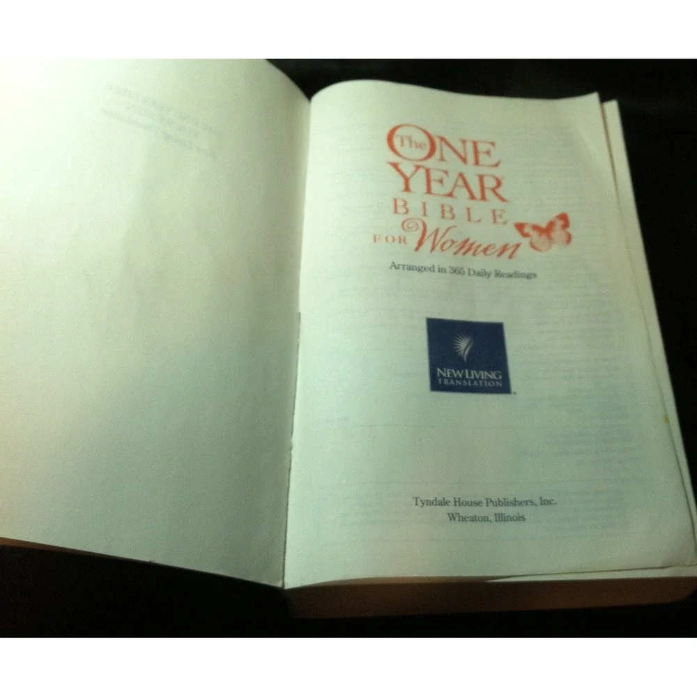 The One Year Bible For Women -‎ The New Living Translation